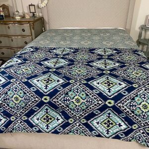 Luxurious Ikat pattern Designer Bed Runner Navy Teal Throw Blanket